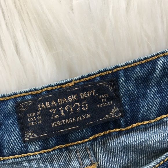 Zara Distressed Boyfriend Ankle Jeans - Picture 2 of 4